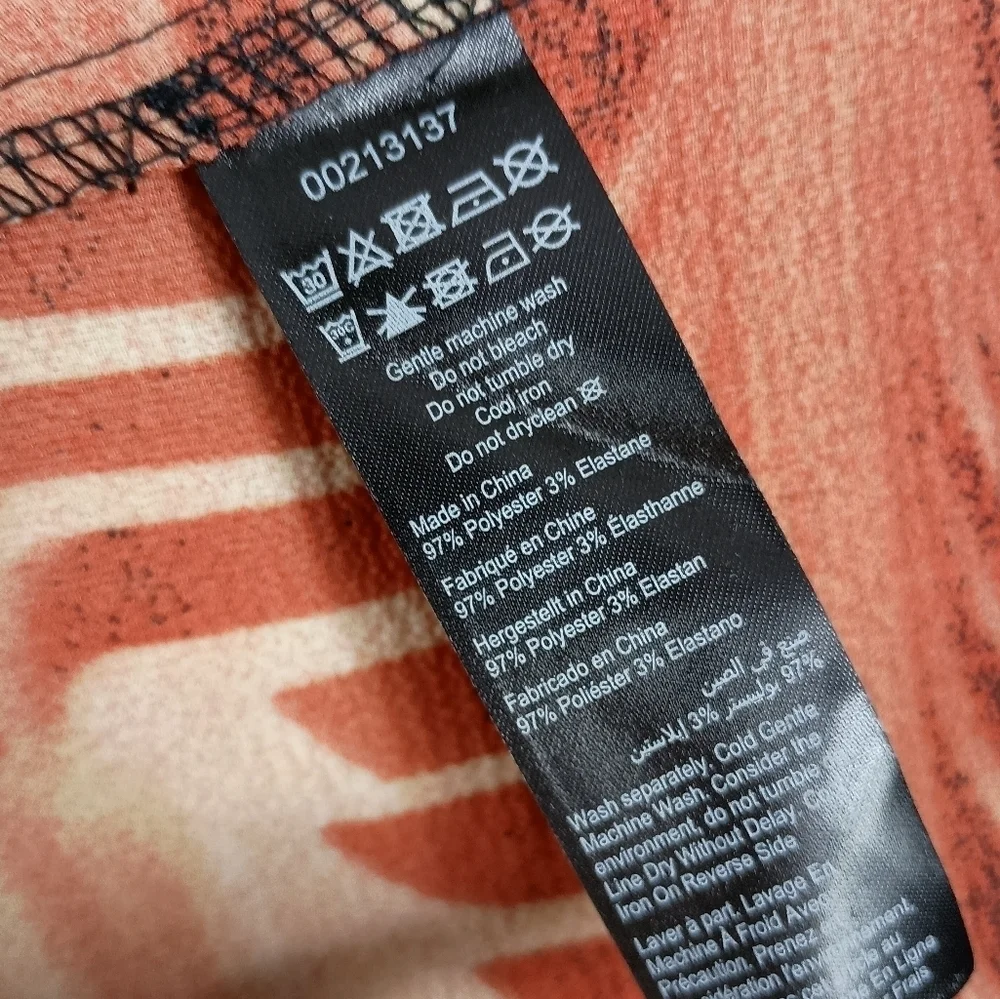 NWT Arna York Black Abstract Print Blouson Sleeve Tunic Top - Picture 11 of 11